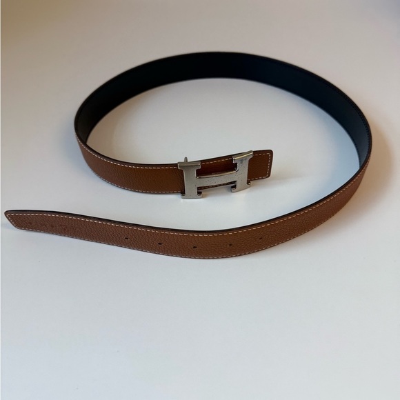 Hermes Women’s Reversible belt. Size 80. Excellent Condition. - Picture 7 of 11